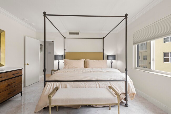 Building Photo - 120 N Ocean Blvd