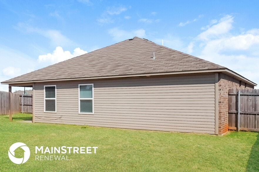 Building Photo - 13200 Beekman Dr