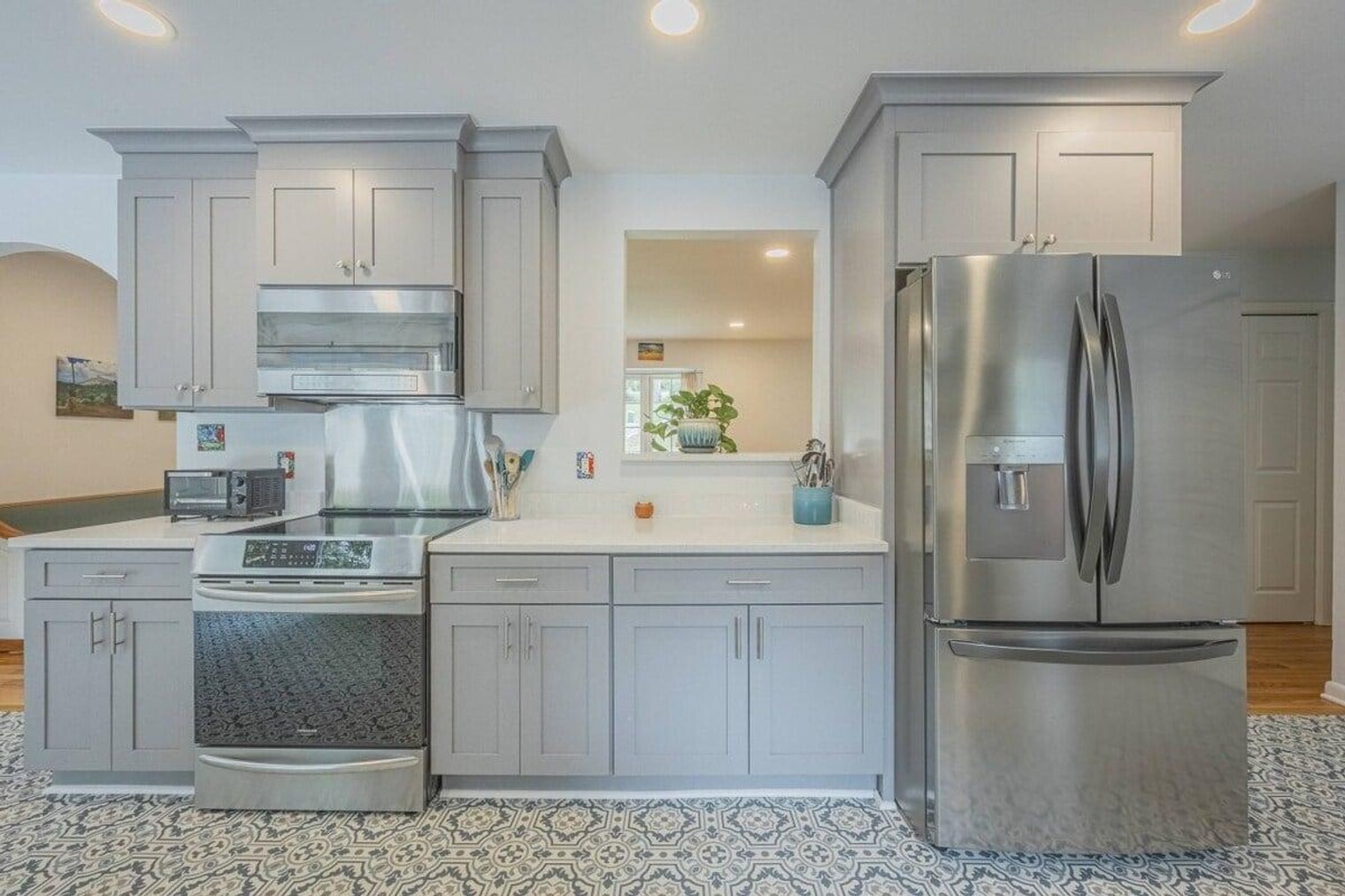 Building Photo - 635 Rivermont Rd