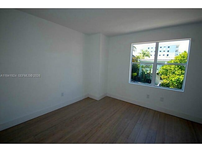 Building Photo - 1008 Jefferson Ave