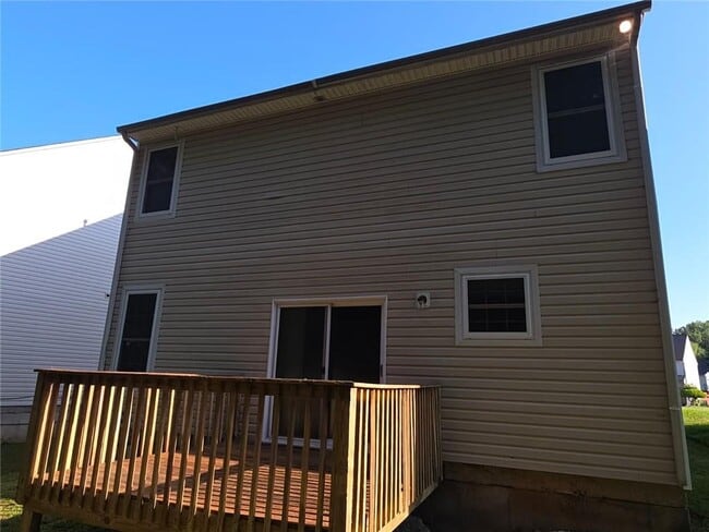 Building Photo - 3856 Shenfield Dr