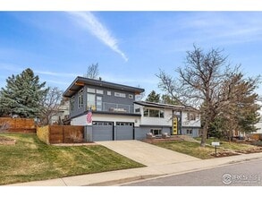Building Photo - 5 Bed 3 Bath Home in South Boulder W/Solar.