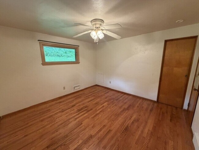 Building Photo - Beautiful Home for Rent