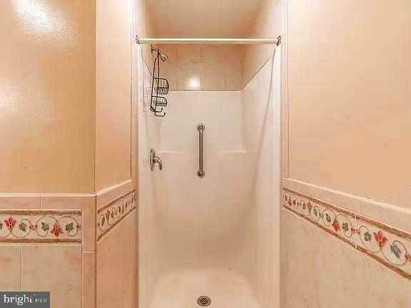 Building Photo - 21209 Seneca Crossing Dr