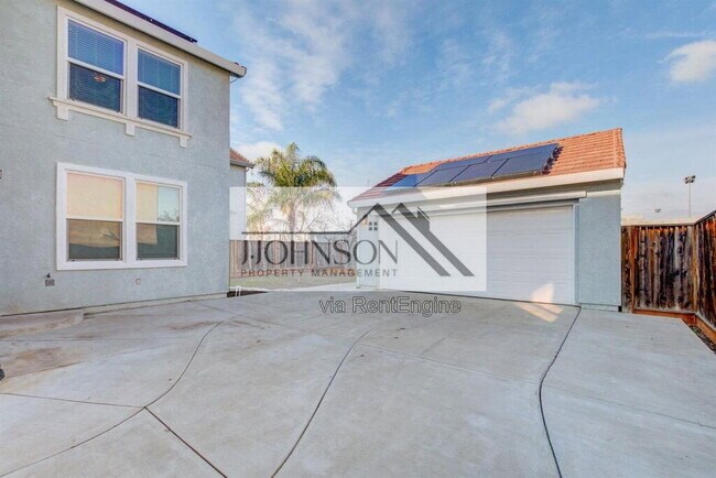Building Photo - 2673 Merchant Dr