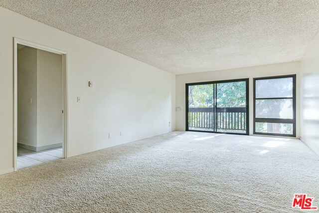 Living room - 7742 Redlands St