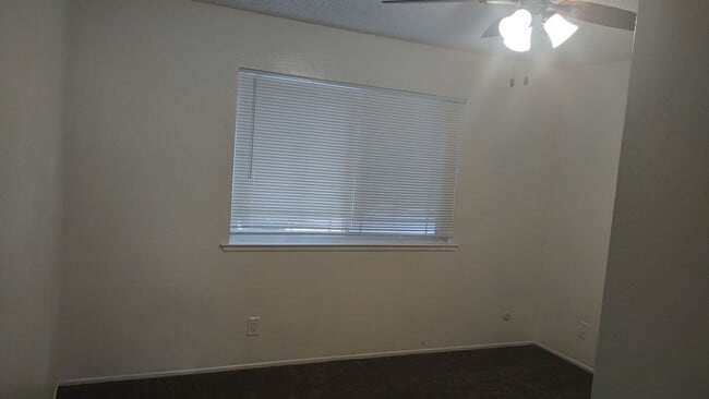Building Photo - 4111 Ozro Ct