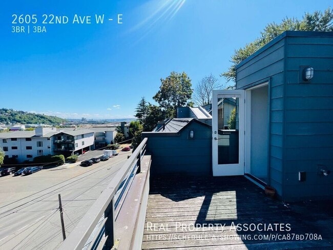 Building Photo - 2605 22nd Ave W
