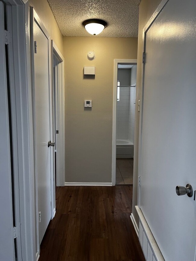 Building Photo - Nice 3 bedroom, 2 bath Home in College Hills West Available SOON!