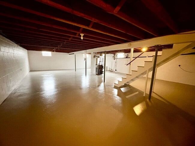 Building Photo - 3 Bedroom 1 Bathroom Rancher in Elizabethtown!