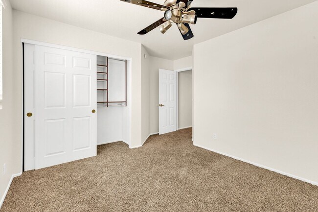 Building Photo - Beautiful 5-Bedroom Home with Private Pool...