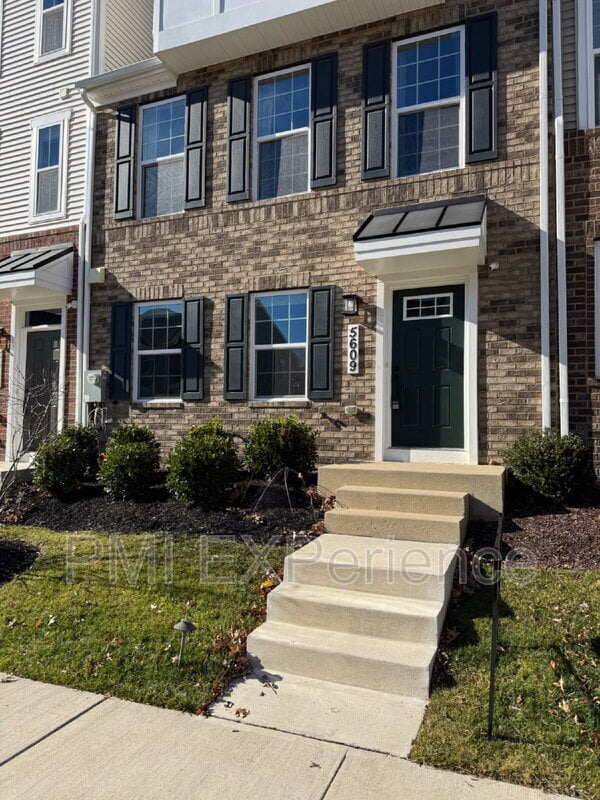 Building Photo - 5609 Greenpoint Ln