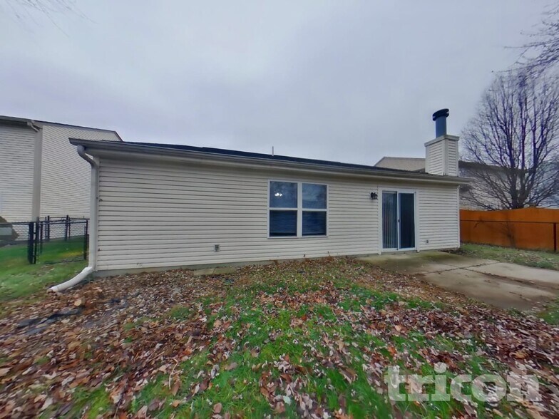 Building Photo - 7850 Harshaw Dr