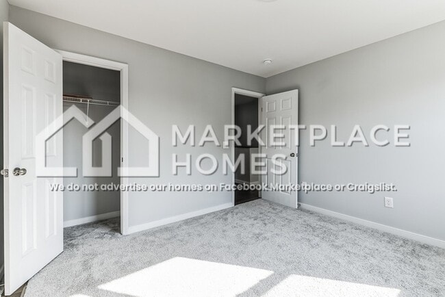 Building Photo - 1803 1/2 N 28th St