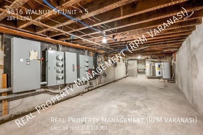 Building Photo - 4516 Walnut St