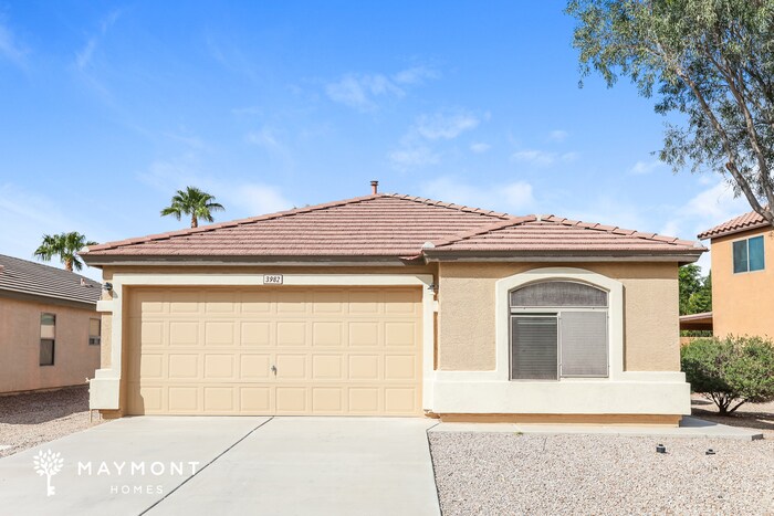 Primary Photo - 3982 E Hematite Ln