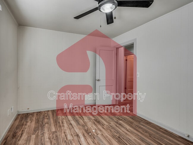 Building Photo - 3225 NW 33rd St