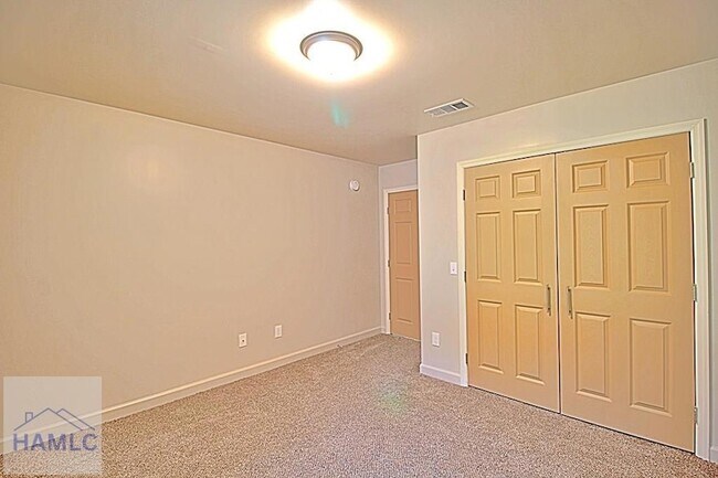 Building Photo - 5781 E Oglethorpe Hwy