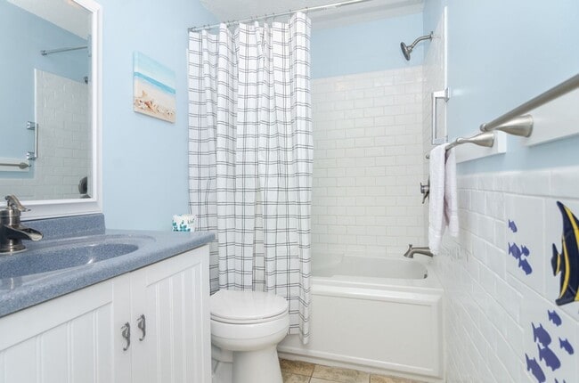 Building Photo - 2102 Surfrider Ct