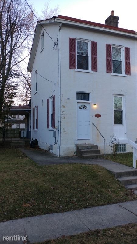 Primary Photo - 2 br, 1.5 bath Townhome - 1415 Laidlaw Ave