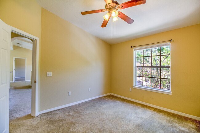 Building Photo - MOVE IN BY MAY 15th and GET 2 WEEKS OFF YO...