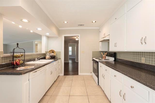 Building Photo - 801 17th St