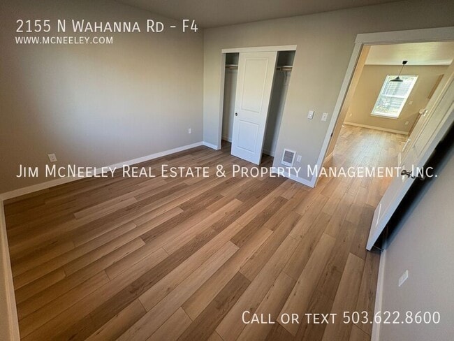 Building Photo - 2155 N Wahanna Rd