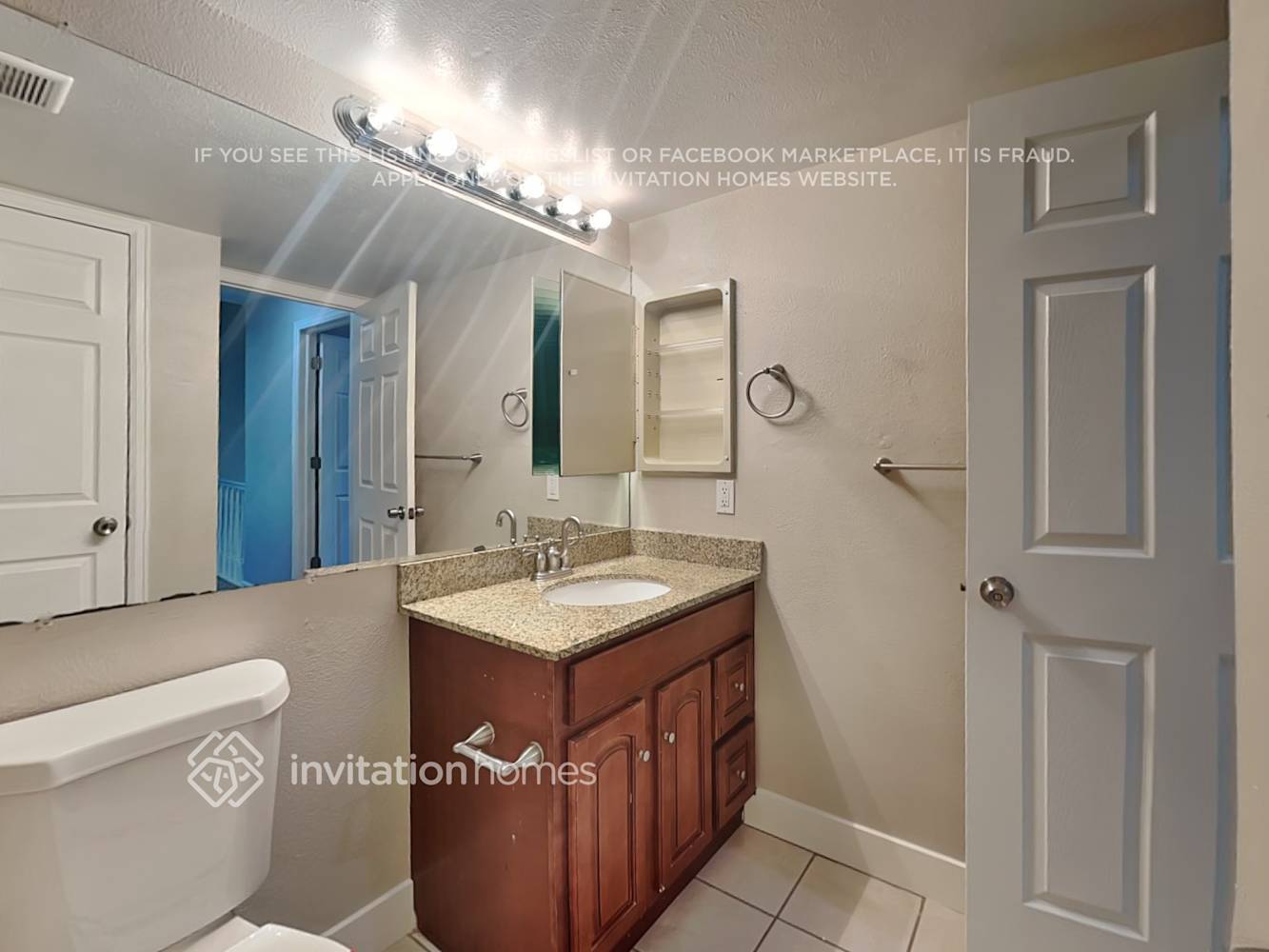 Building Photo - 18290 E Hampden Pl