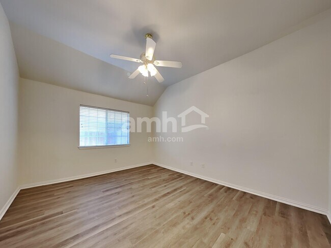 Building Photo - 2500 Kariba Ln