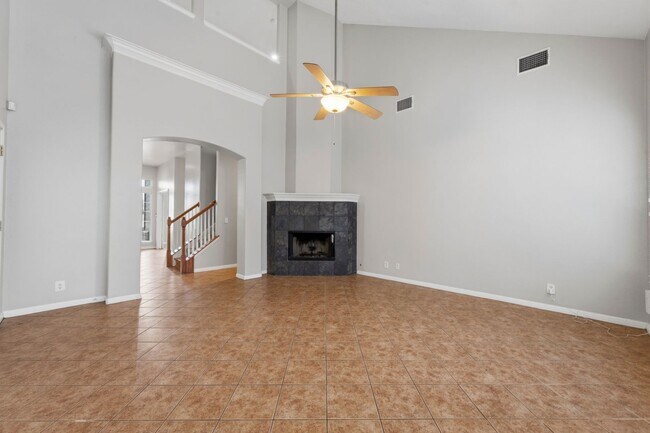 Building Photo - 5102 Caswell Ave