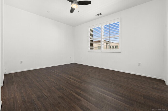 Building Photo - 1207 Paseo Seashore