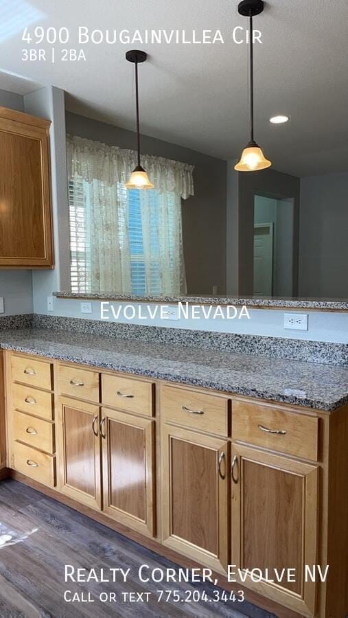 Building Photo - 4900 Bougainvillea Cir