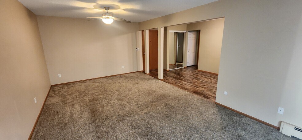 Building Photo - 358 Elton Hills Dr NW