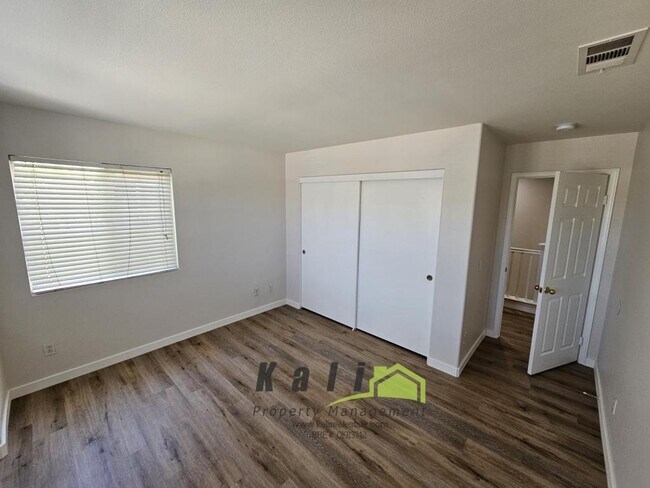 Building Photo - 359 Circulo Coronado