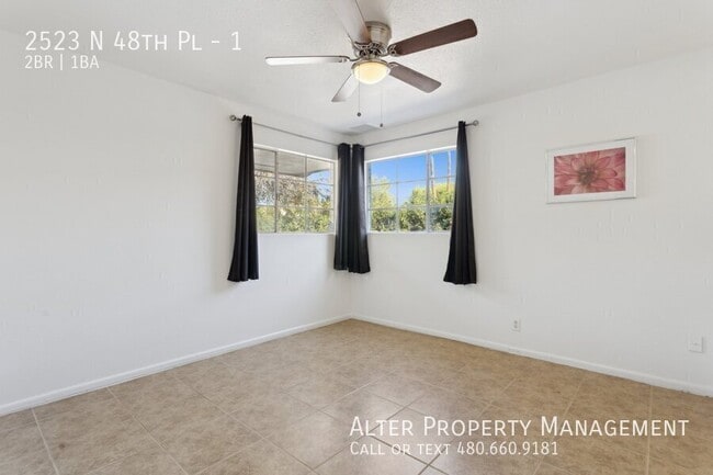 Building Photo - 2523 N 48th Pl