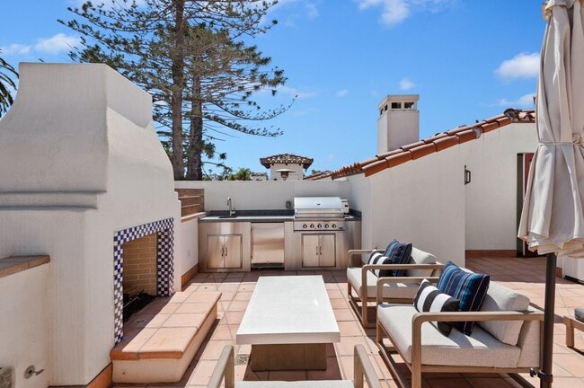 Building Photo - STUNNING  property for lease ~ Experience the Santa Barbara LIFE!