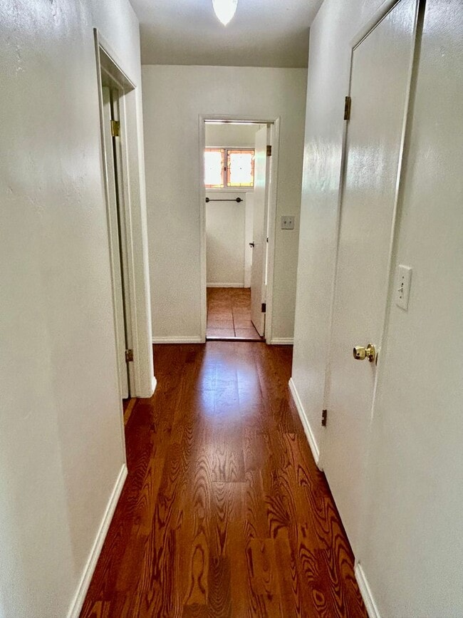 Building Photo - 4 Bedroom 3 bath Home In Rolando Village