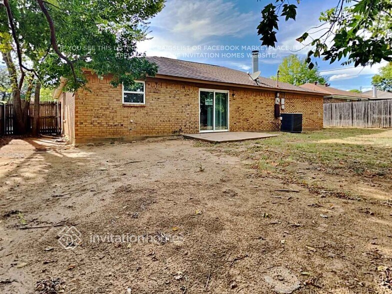 Building Photo - 6403 Walnut Springs Dr