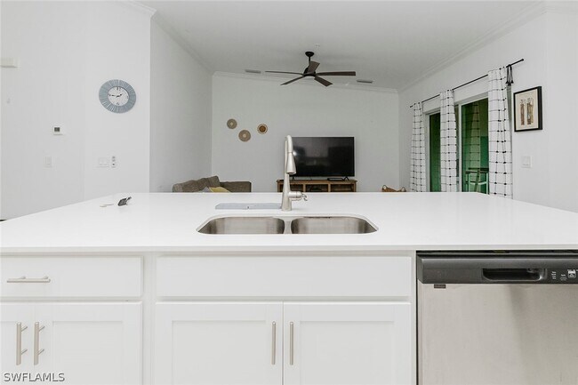 Building Photo - 6082 National Blvd