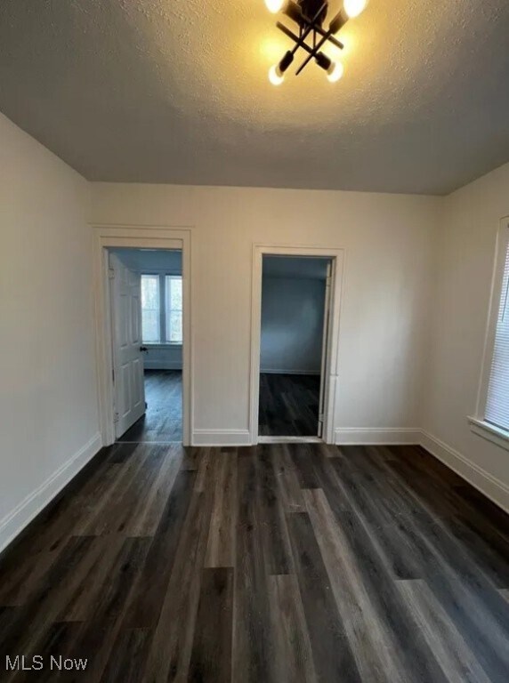 Building Photo - 3265 E Overlook Rd