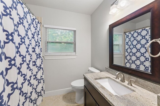 Building Photo - 2309 Newfield Ln