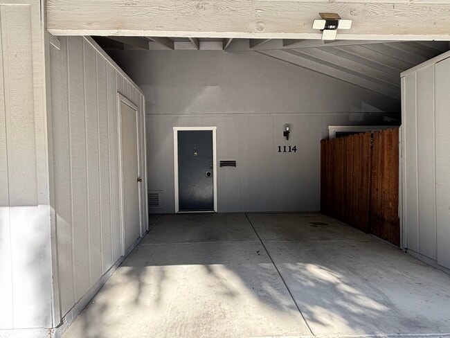 Building Photo - 1116 J St