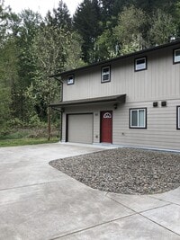Building Photo - 247s59
