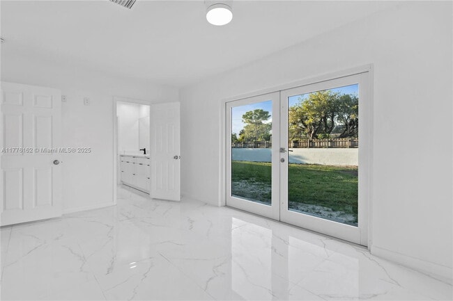 Building Photo - 9375 SW 181st Terrace