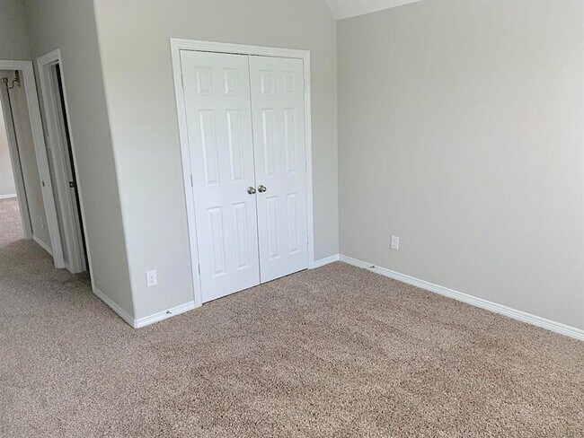 Building Photo - 4310 Maytree Ln