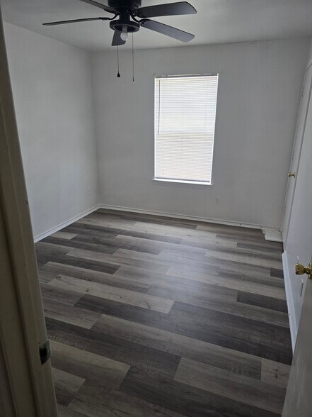 Building Photo - 1108 Horizon Dr