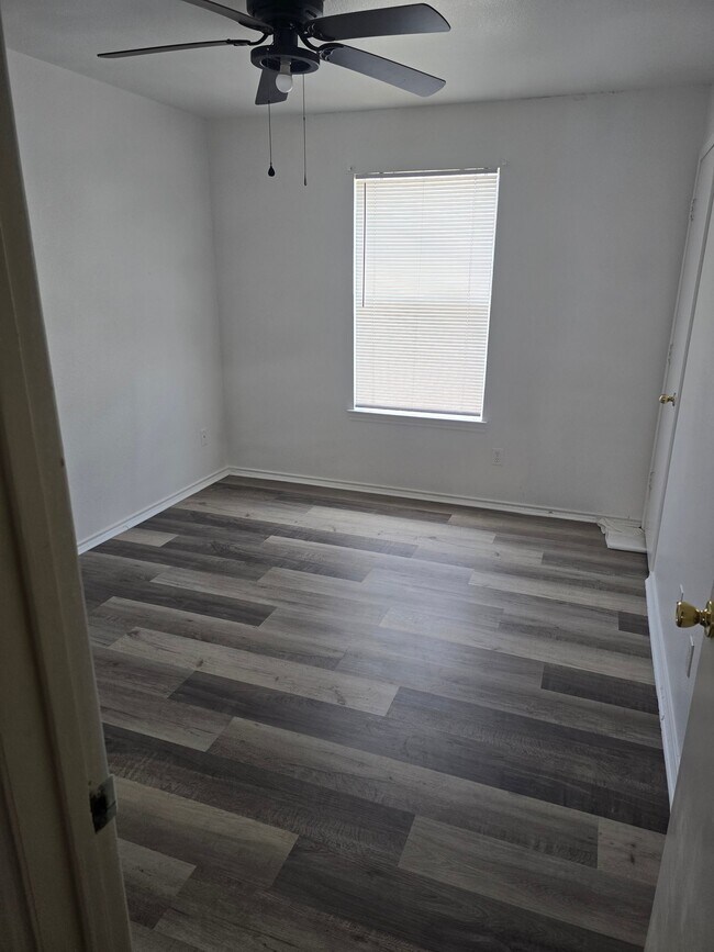 Building Photo - 1108 Horizon Dr