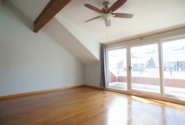 Building Photo - 152 Quincy Shore Dr