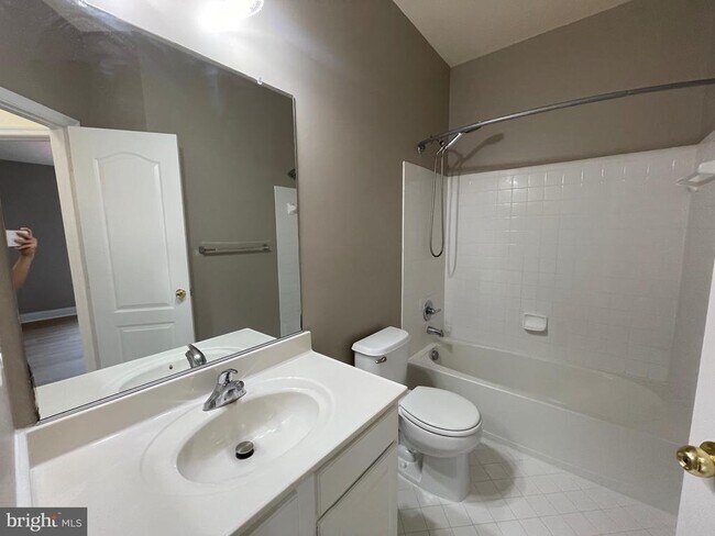 Building Photo - 23429 Clarksridge Rd