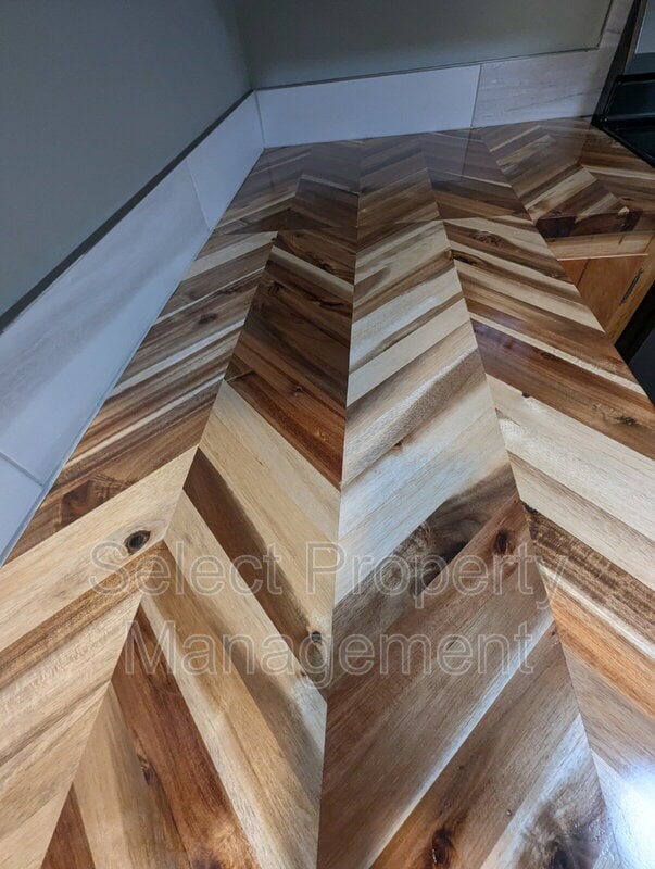 Building Photo - 3211 Jonquil Dr